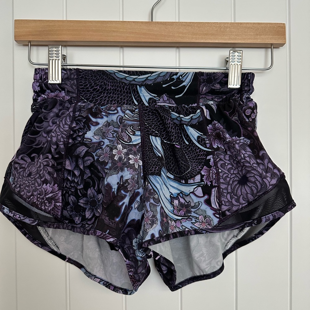 Women’s Lululemon Hotty Hot Shorts